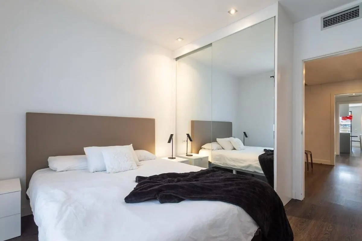 3-Bedroom Penthouse With Terrace In Eixample Barcelona Spain
