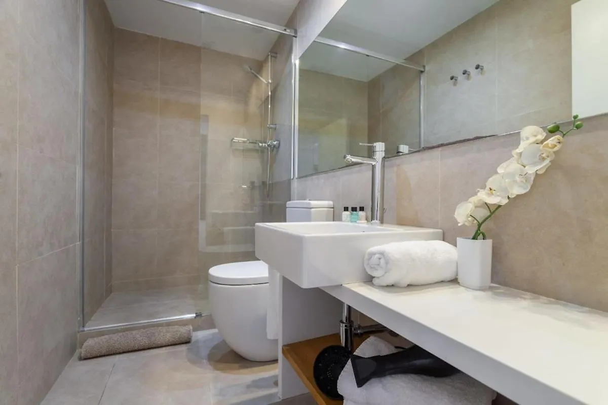 3-Bedroom Penthouse With Terrace In Eixample Barcelona Spain